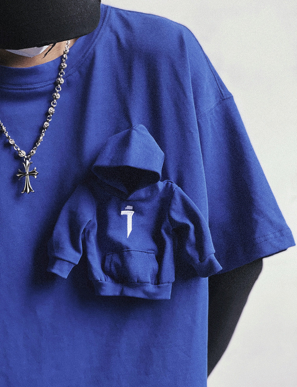 HiT32 Mini Hoodie Tee